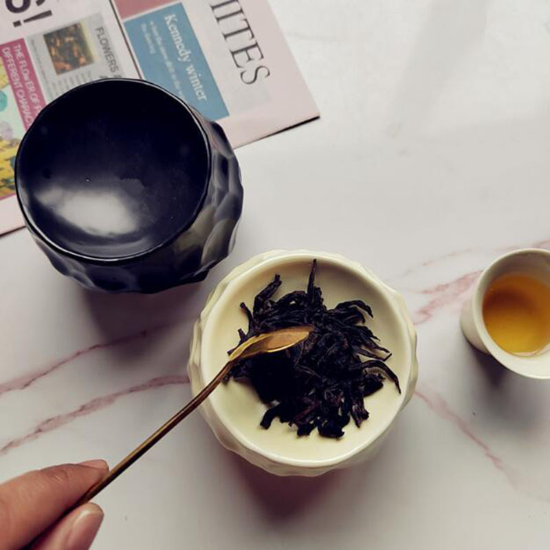 Retro Ceramic Aromatherapy Bur - Home Fragrance Oil Burner 评论和价格
